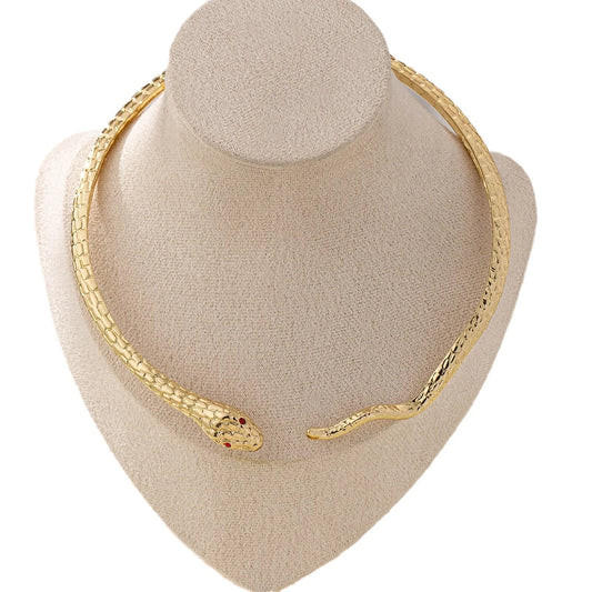 Collier serpent alliage européen