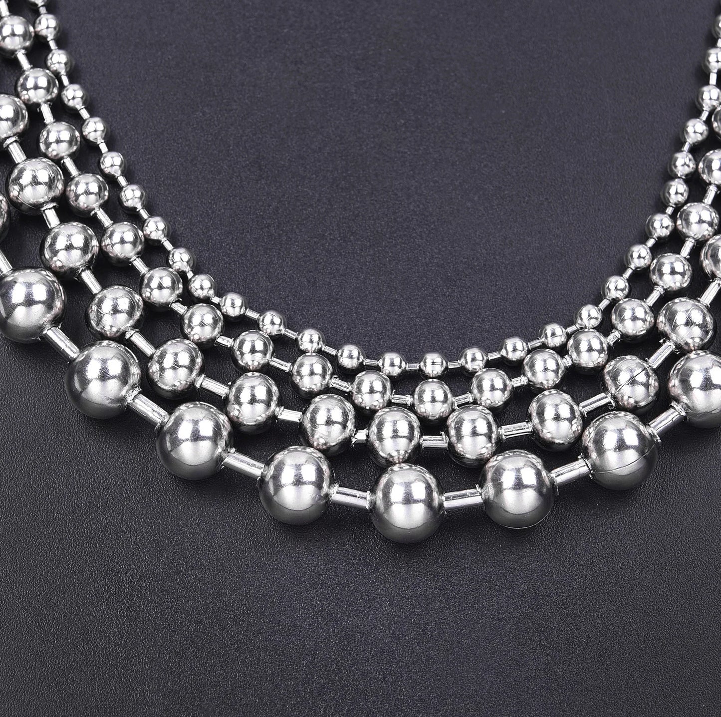 Collier boule argenté avec pendentif cœur