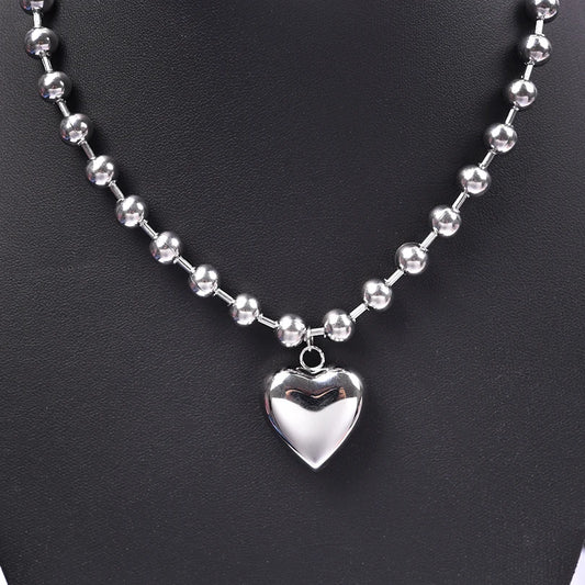 Collier boule argenté avec pendentif cœur