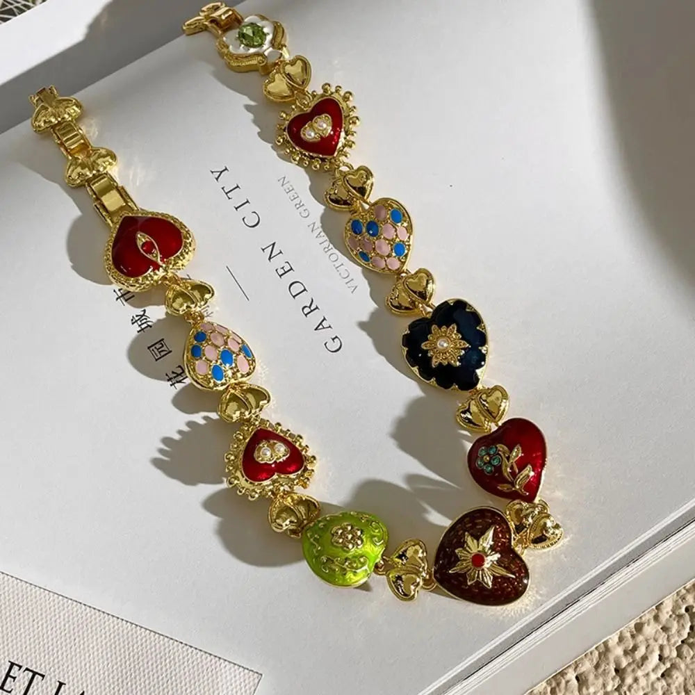 Collier doré cœurs multicolores vintage